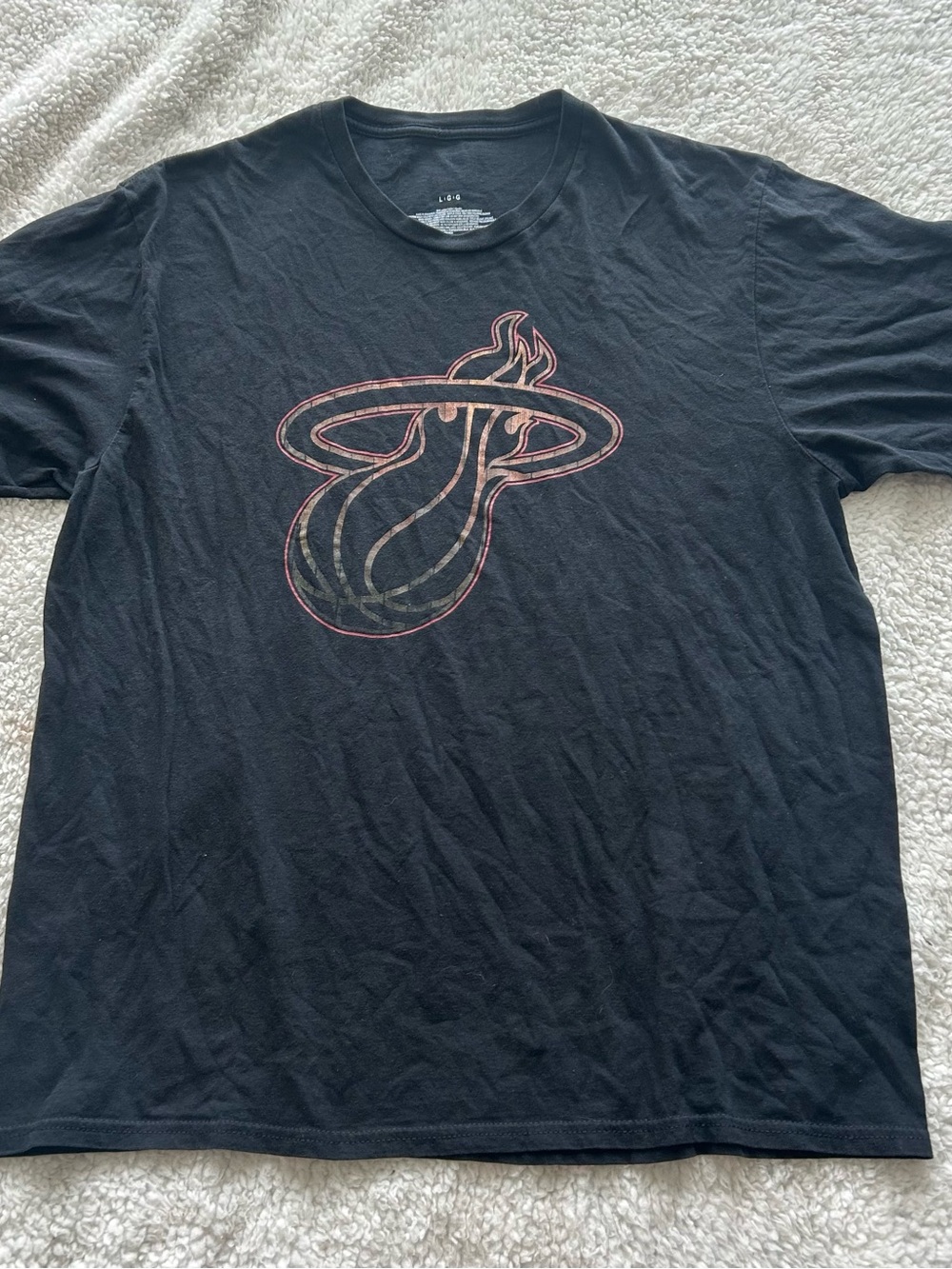 Fanatics Black Miami Heat Logo Short Sleeve Tee